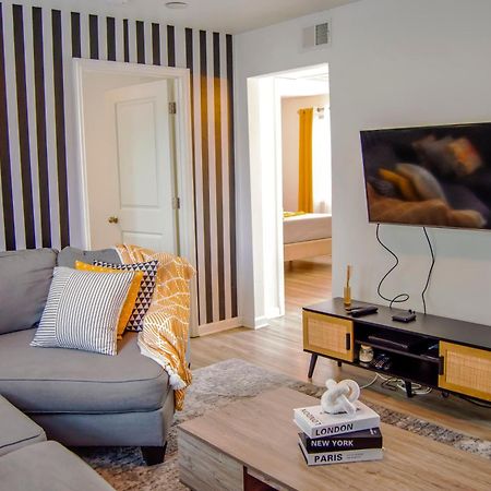 Cozy Condo, Minutes From Broadwy, Sleeps 5 Nashville Zewnętrze zdjęcie